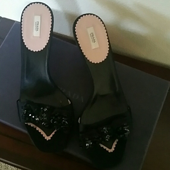 Prada  slippers - Picture 1 of 8